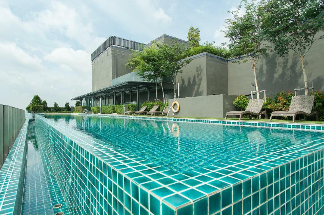 Takuro Homestay بيتالينغ جايا المظهر الخارجي الصورة